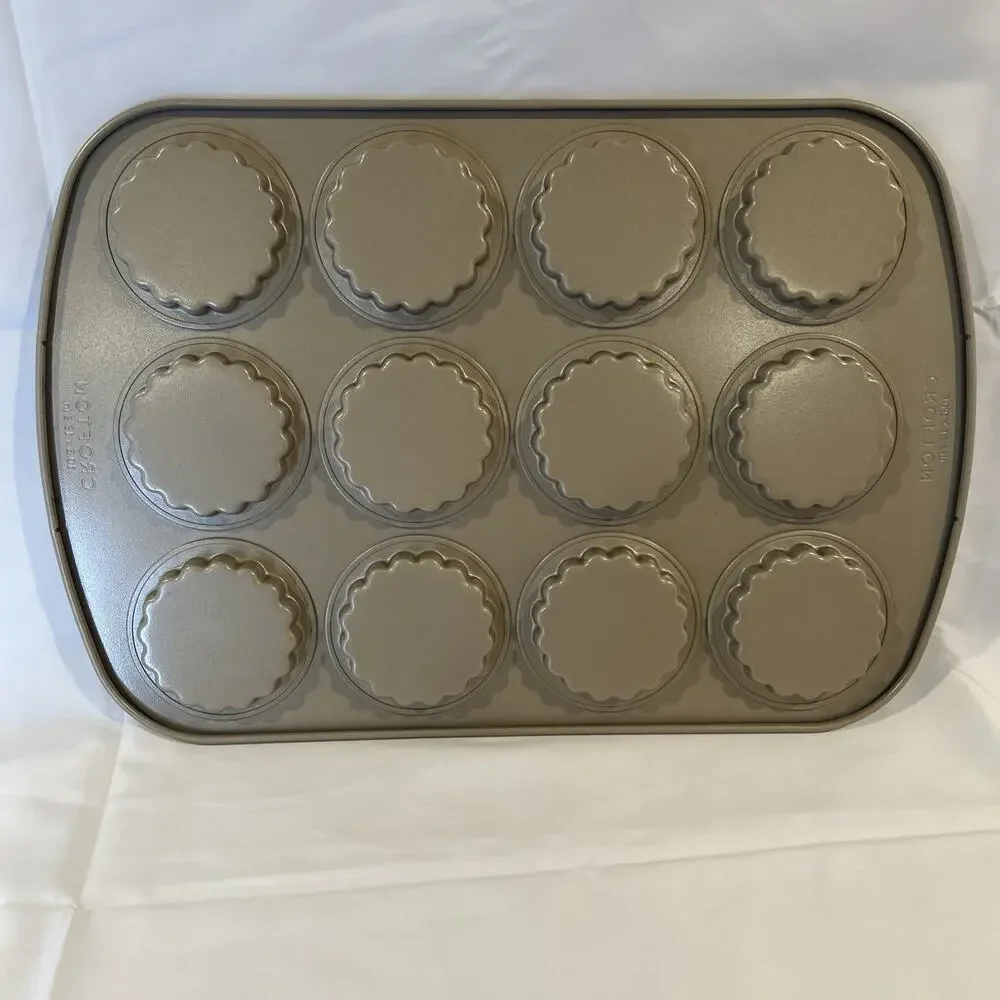 Crofton Mini Tart Baking Pan 10.6x15.5 Inch. Bakes 12 Tarts, Cakes Or Cookies.
